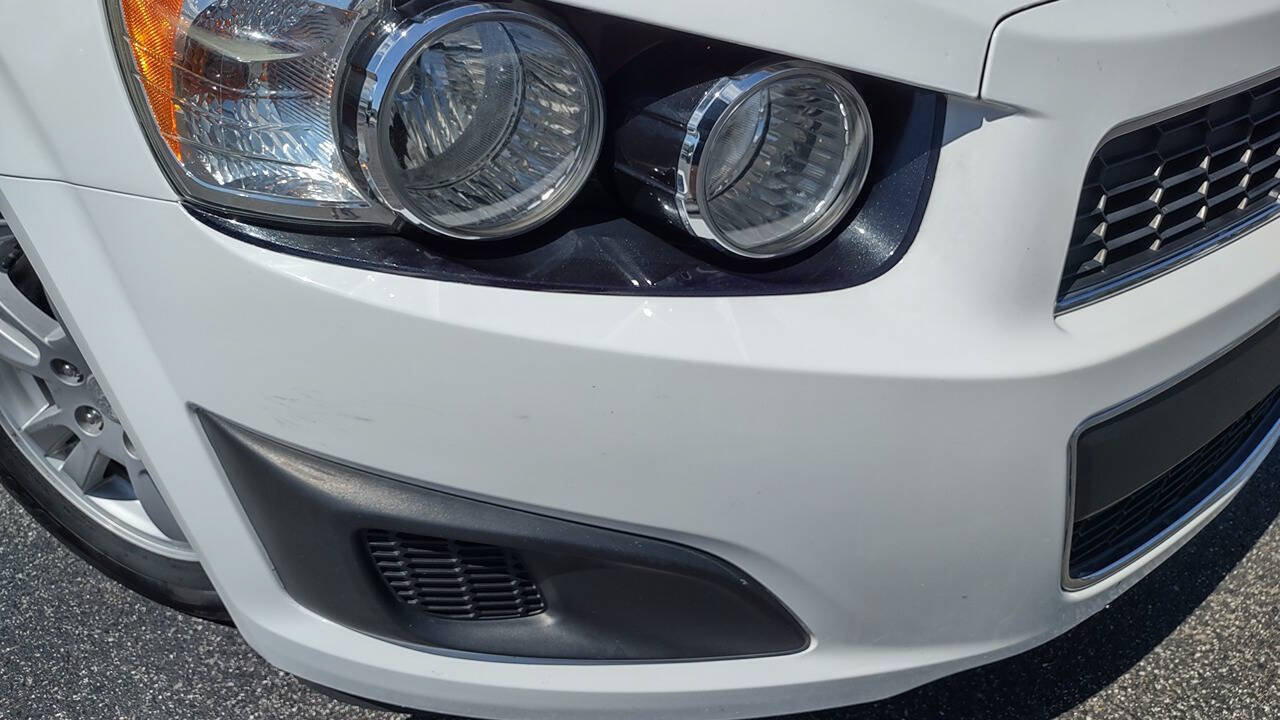 Used 2016 Chevrolet Sonic LT FWD image 37