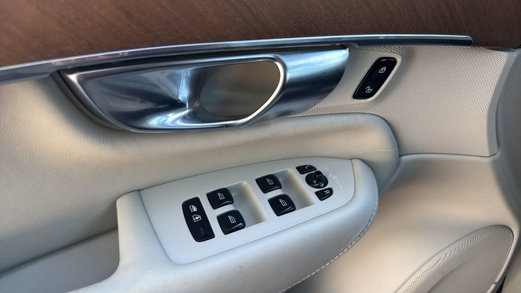 Used 2019 Volvo XC90 T6 Inscription w/ Protection Package Premier AWD/4WD image 29