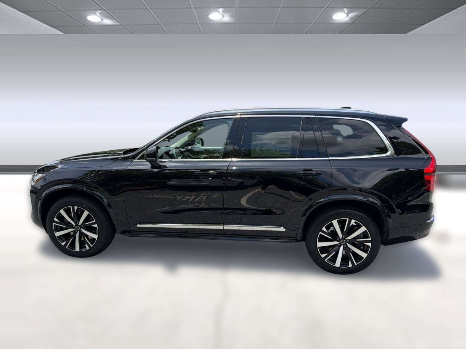 New 2026 Volvo XC90 B5 Core w/ Protection Package AWD/4WD image 2