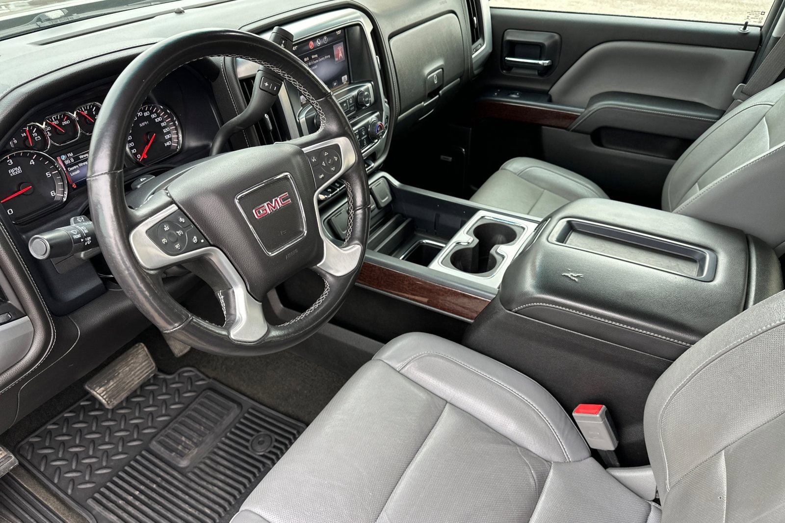 Used 2014 GMC Sierra 1500 SLT w/ SLT Crew Cab Value Package image 9