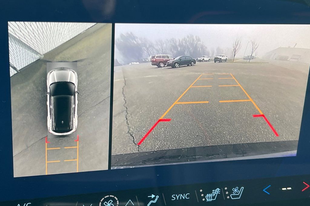 New 2026 Chevrolet Blazer EV RS image 17