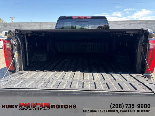 Used 2025 GMC Sierra 3500 Denali w/ Denali Reserve Package AWD/4WD image 25