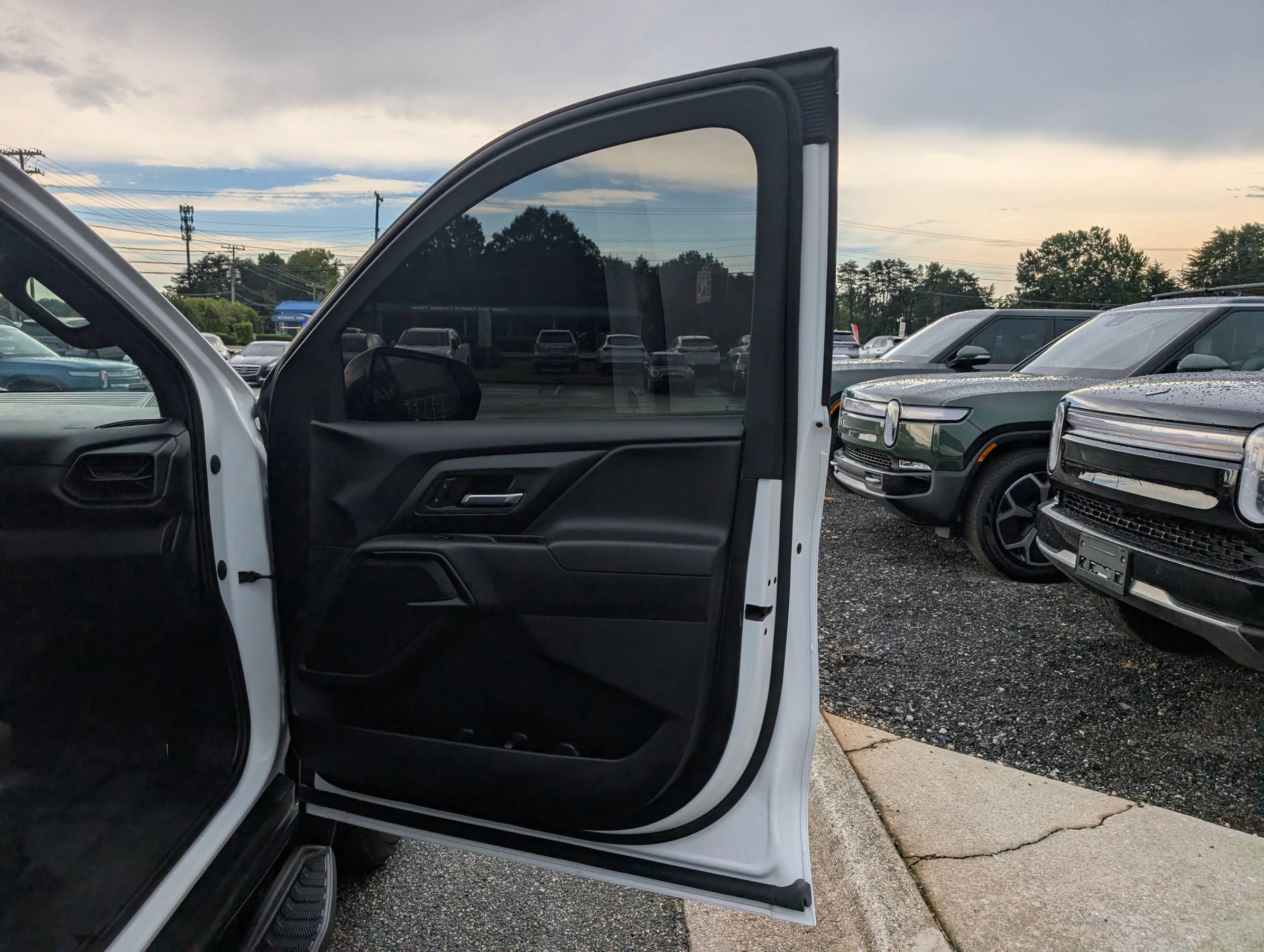 Used 2024 Chevrolet Silverado EV W/T AWD/4WD image 17