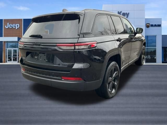 Used 2023 Jeep Grand Cherokee Limited w/ Luxury Tech Group II AWD/4WD image 9