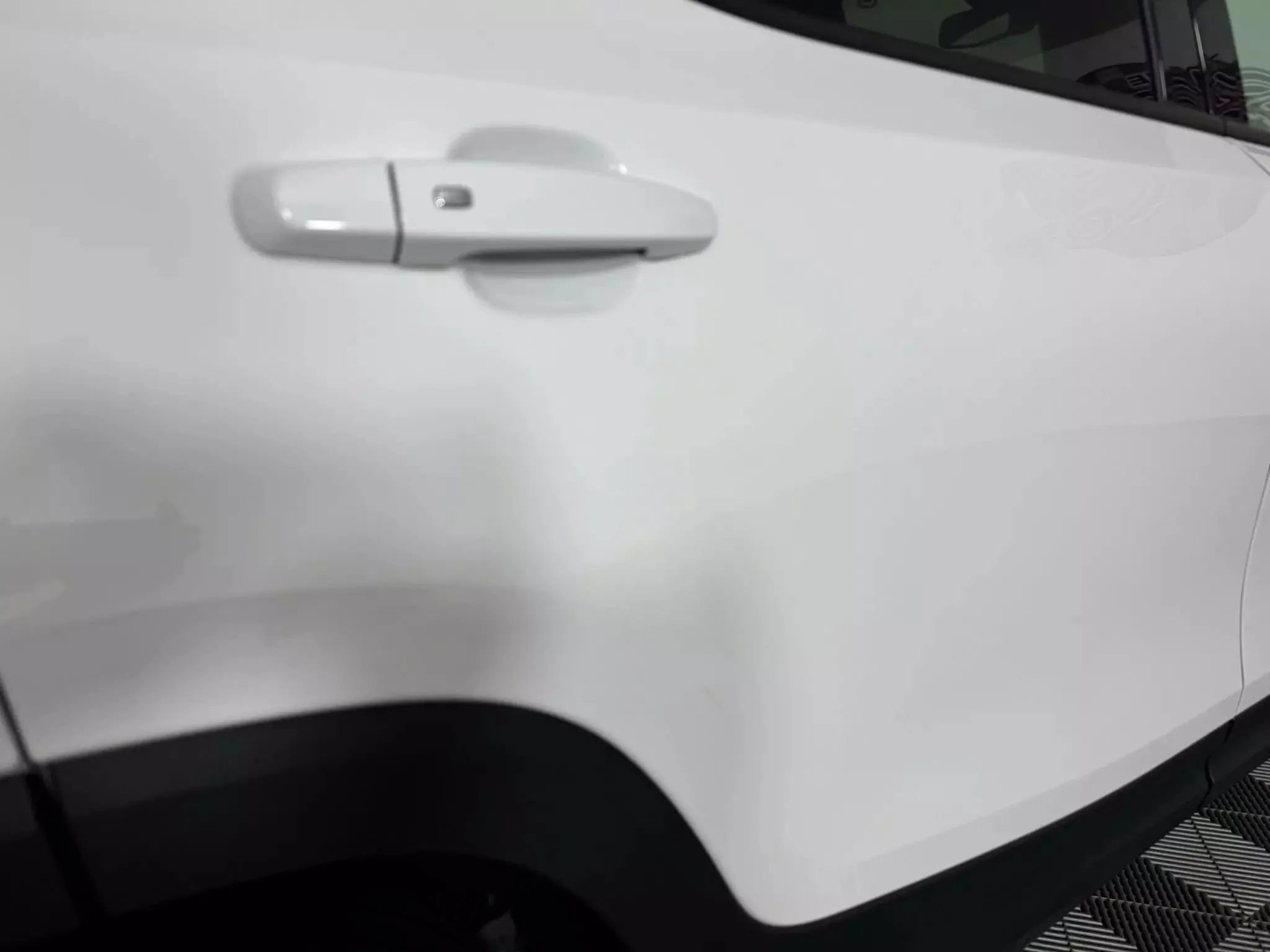 Used 2020 GMC Terrain SLT w/ Preferred Package AWD/4WD image 32
