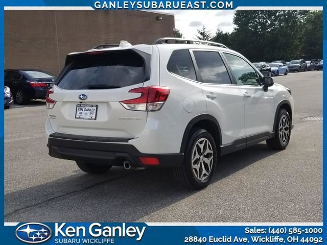 Certified 2022 Subaru Forester Premium image 4
