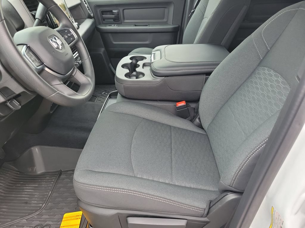 New 2026 RAM 3500 Tradesman AWD/4WD image 21