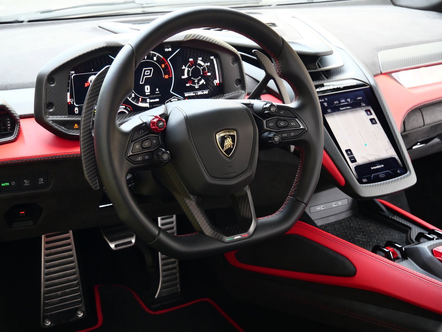 Used 2024 Lamborghini Revuelto image 22