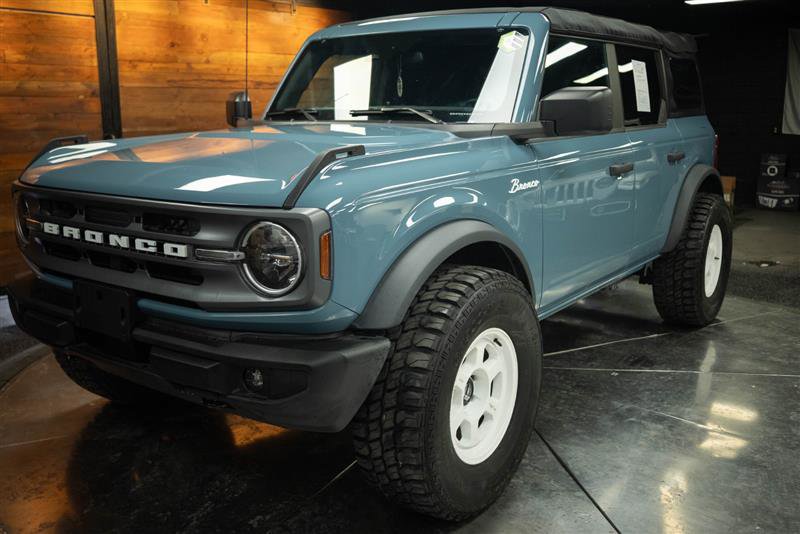 Used 2023 Ford Bronco Big Bend AWD/4WD image 2