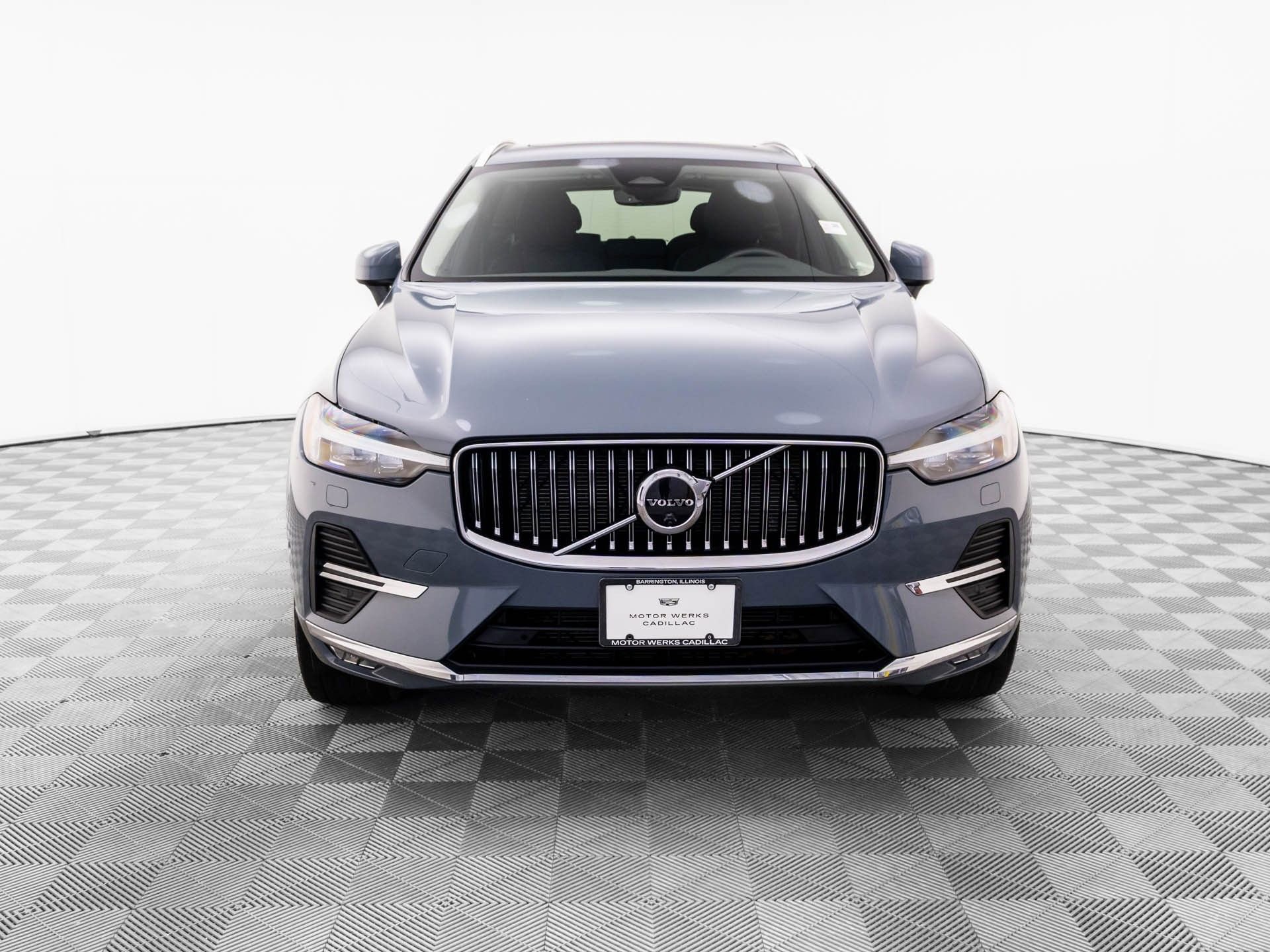Used 2023 Volvo XC60 B5 Plus w/ Climate Package image 10