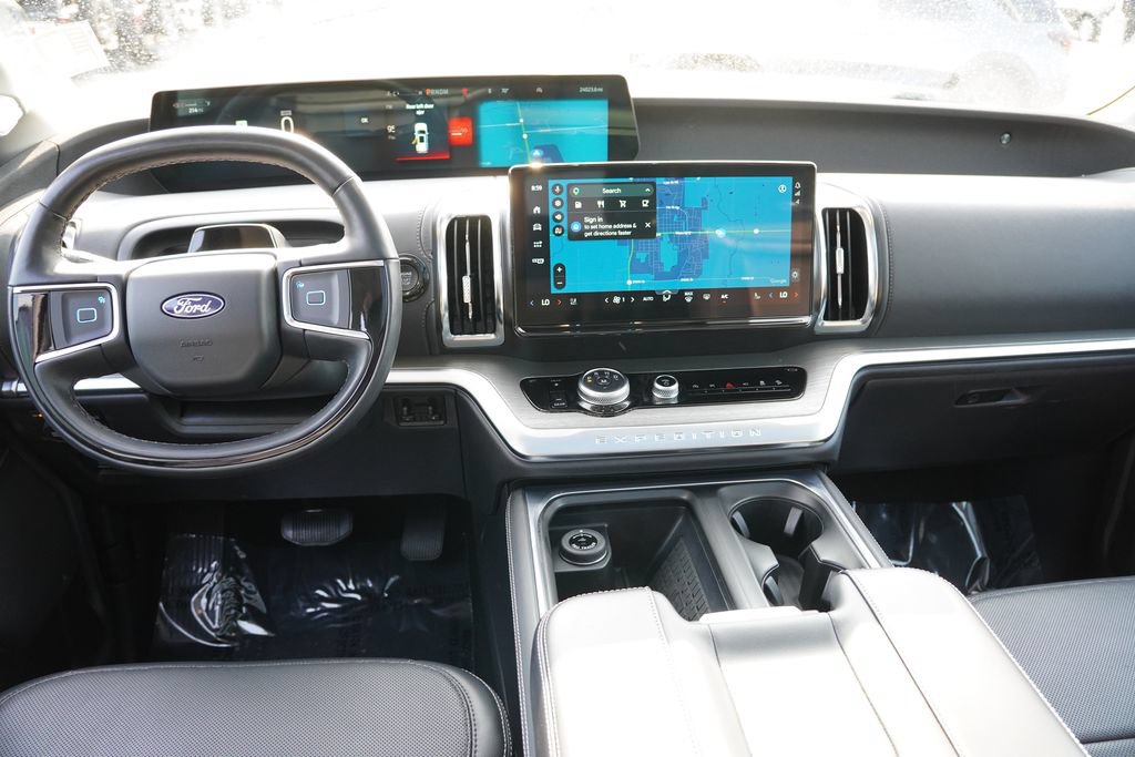 Certified 2025 Ford Expedition Platinum AWD/4WD image 22