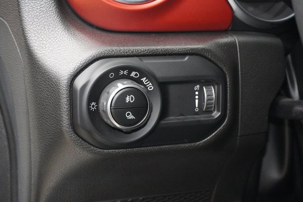 Used 2023 Jeep Gladiator Rubicon w/ Cold Weather Group image 27