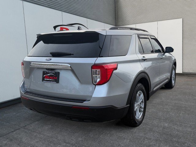 Used 2024 Ford Explorer XLT image 13