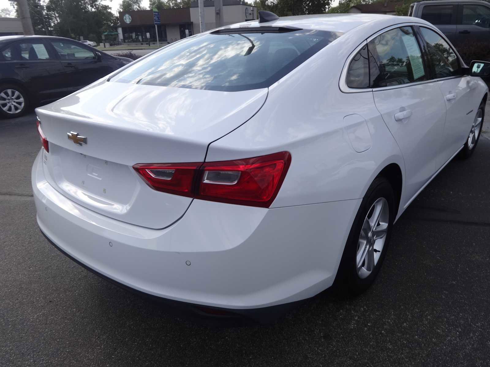 Used 2021 Chevrolet Malibu LS image 7