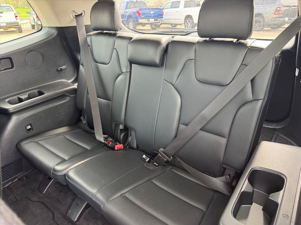 Used 2025 Kia Telluride S FWD image 11