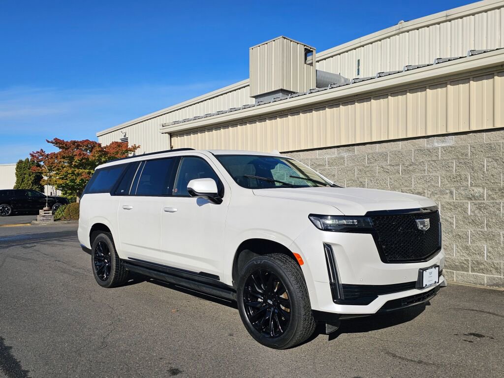 Certified 2023 Cadillac Escalade ESV Sport Platinum image 11