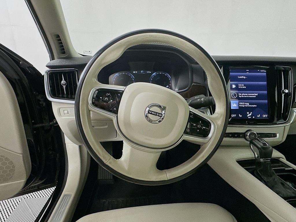 Used 2018 Volvo S90 T6 Momentum w/ Convenience Package AWD/4WD image 16