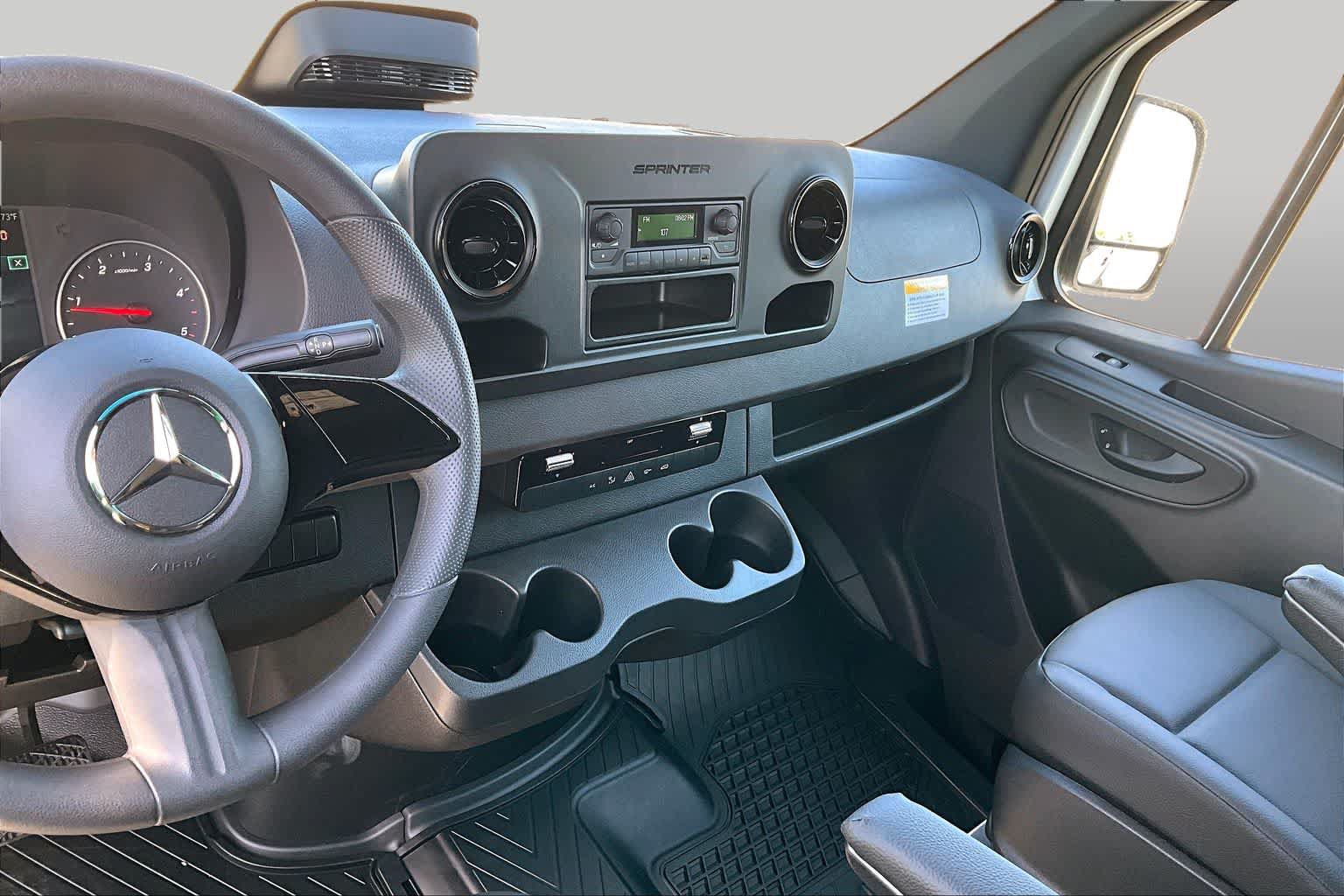 New 2025 Mercedes-Benz Sprinter 2500 image 6