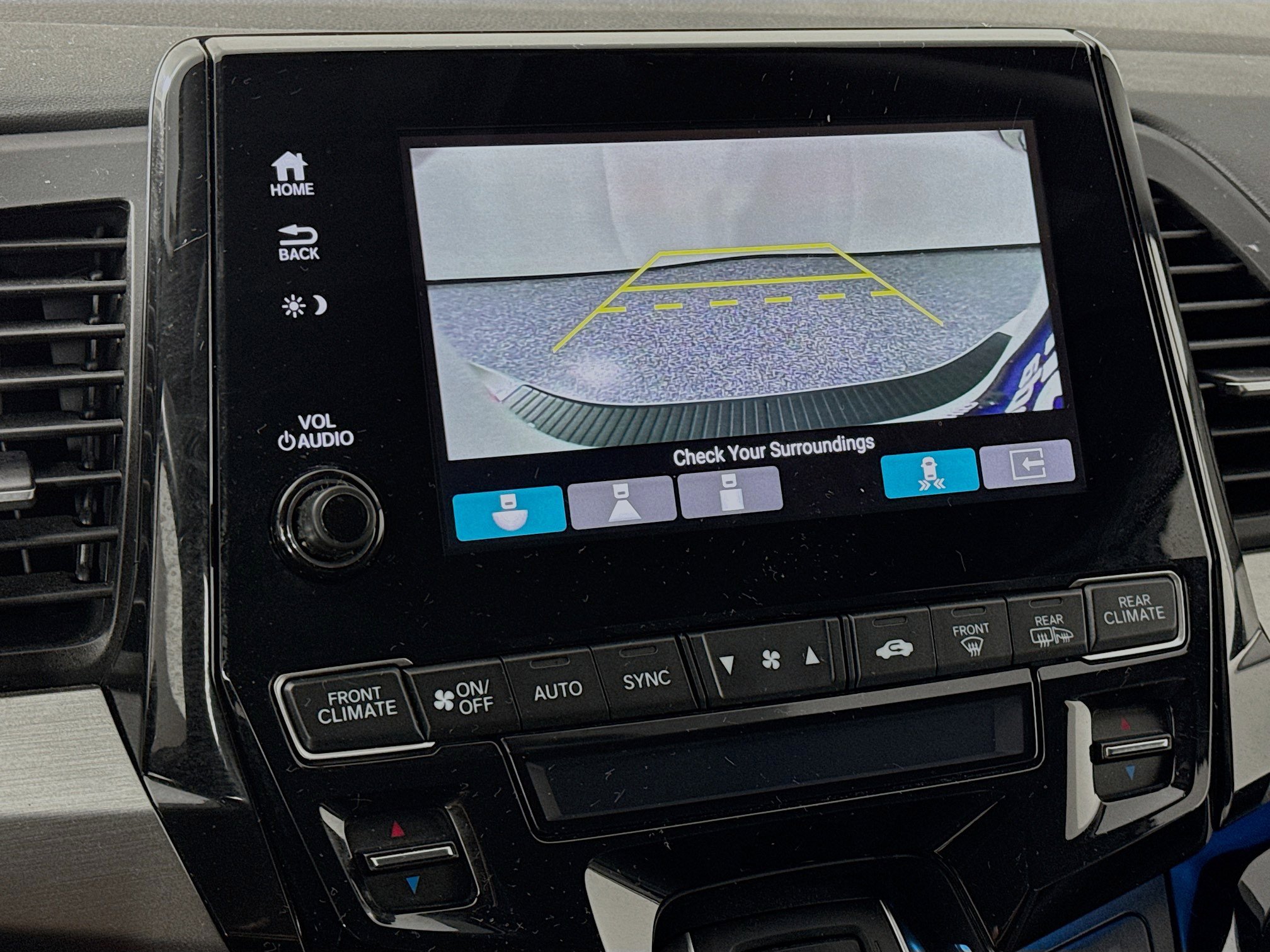 Certified 2022 Honda Odyssey Touring image 14