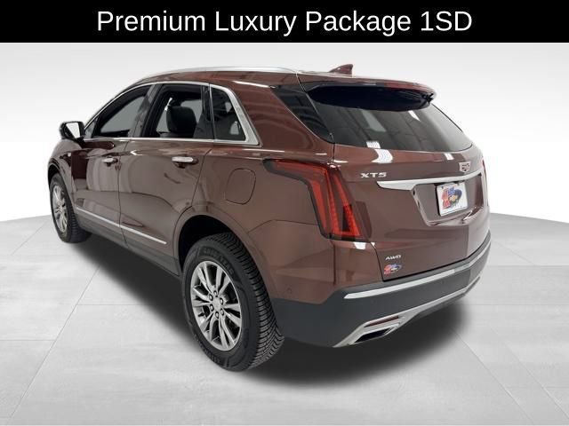 Certified 2022 Cadillac XT5 Premium Luxury w/ Technology Package AWD/4WD image 4