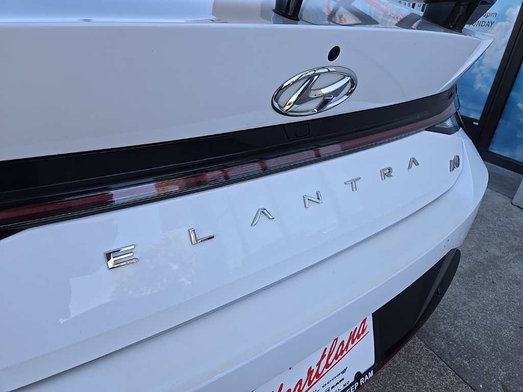 Used 2022 Hyundai Elantra N w/ Preferred Accessory Package image 19