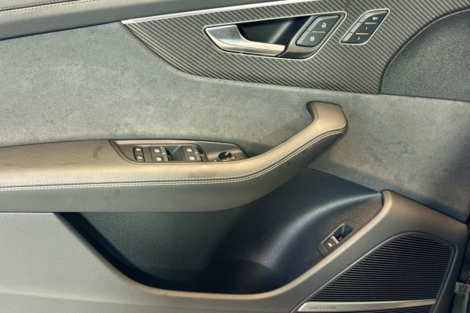 Used 2024 Audi RS Q8 image 17