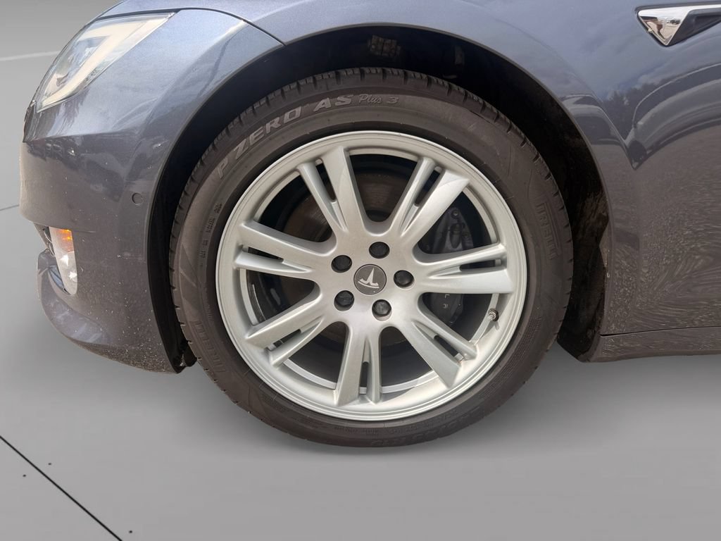 Used 2021 Tesla Model S Long Range Plus AWD/4WD image 32