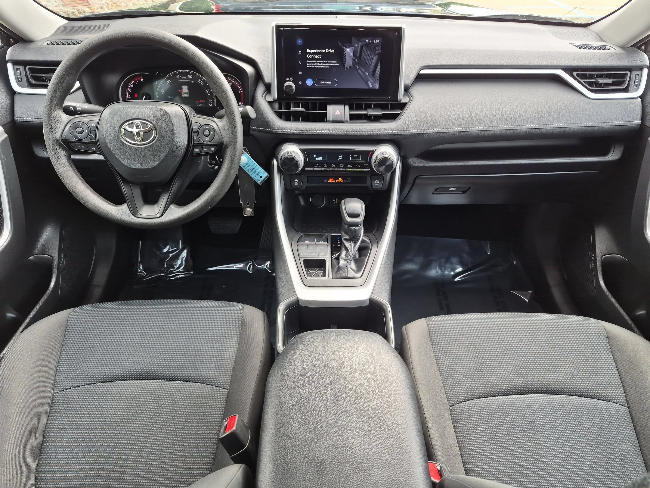 Used 2023 Toyota RAV4 LE AWD/4WD image 22