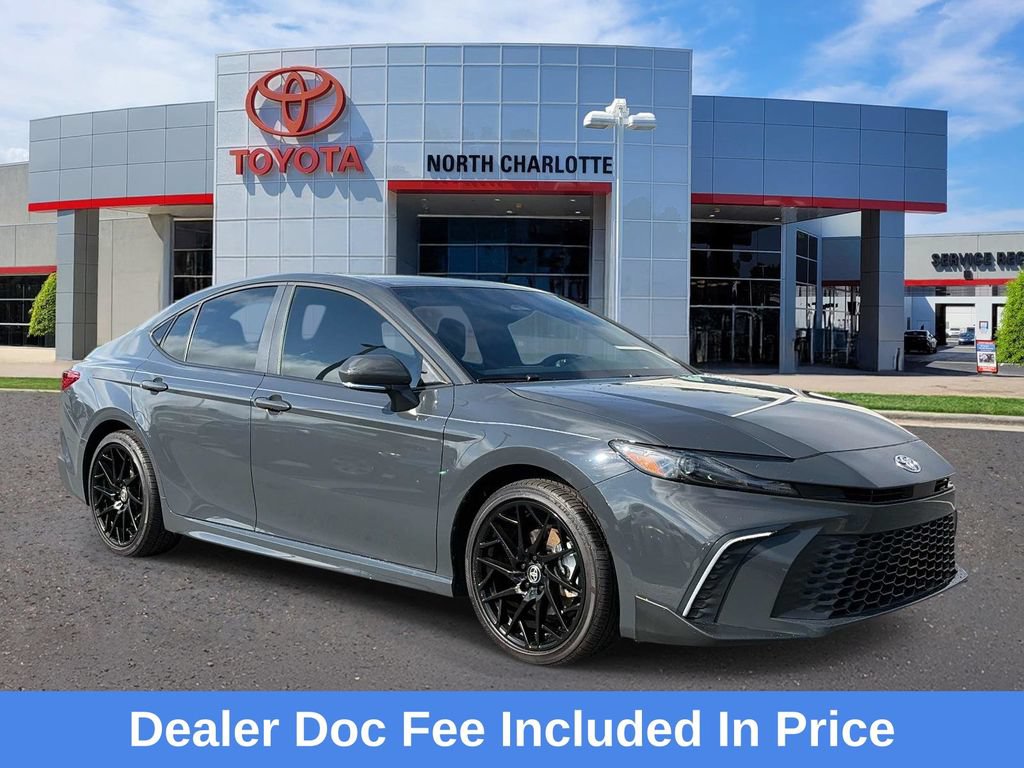 Used 2026 Toyota Camry SE FWD image 1