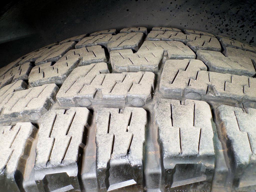 Used 2025 Rivian R1T Adventure Tri AWD/4WD image 37