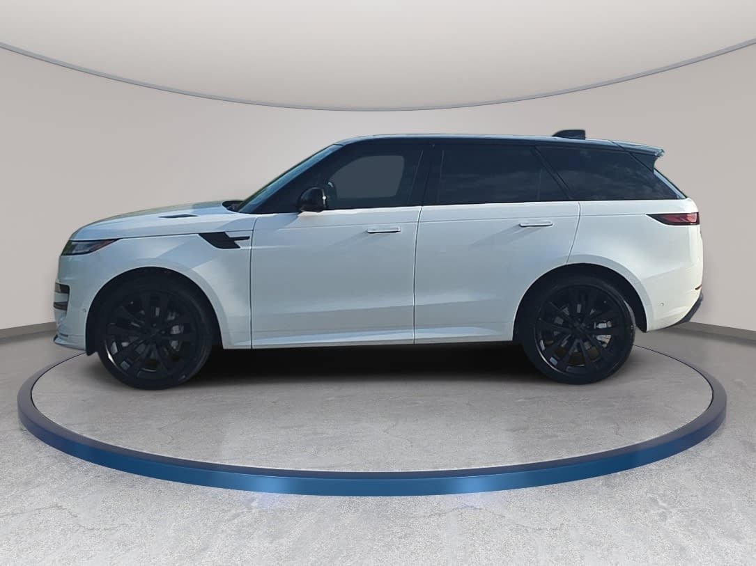 Used 2026 Land Rover Range Rover Sport Dynamic SE AWD/4WD image 8