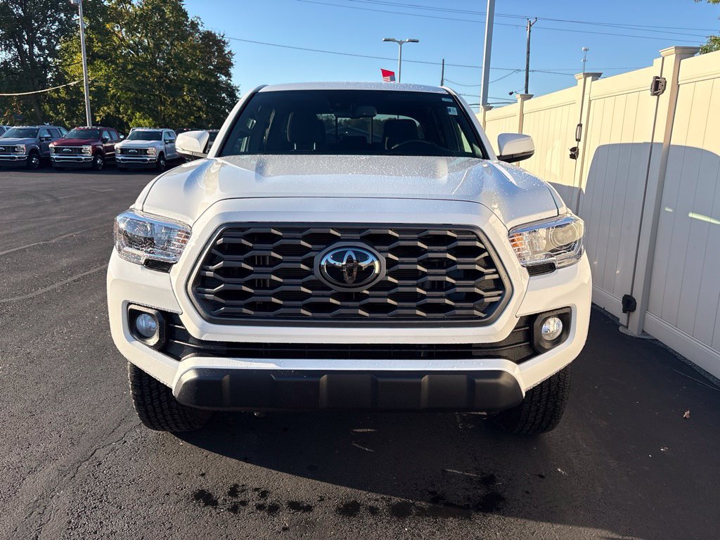 Used 2023 Toyota Tacoma TRD Off-Road AWD/4WD image 5