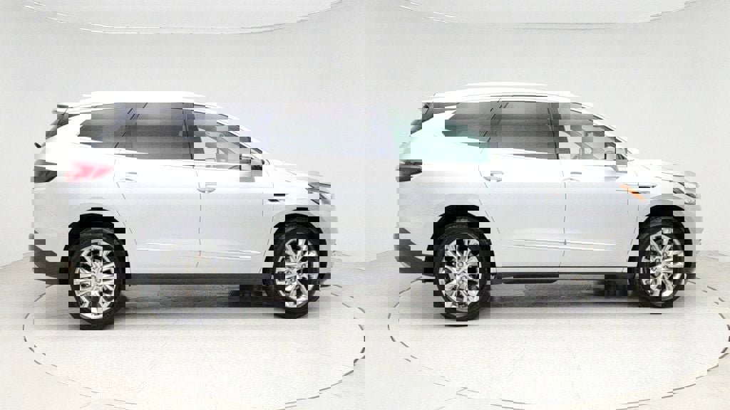 Used 2021 Buick Enclave Premium w/ Sun and Sites Package image 4