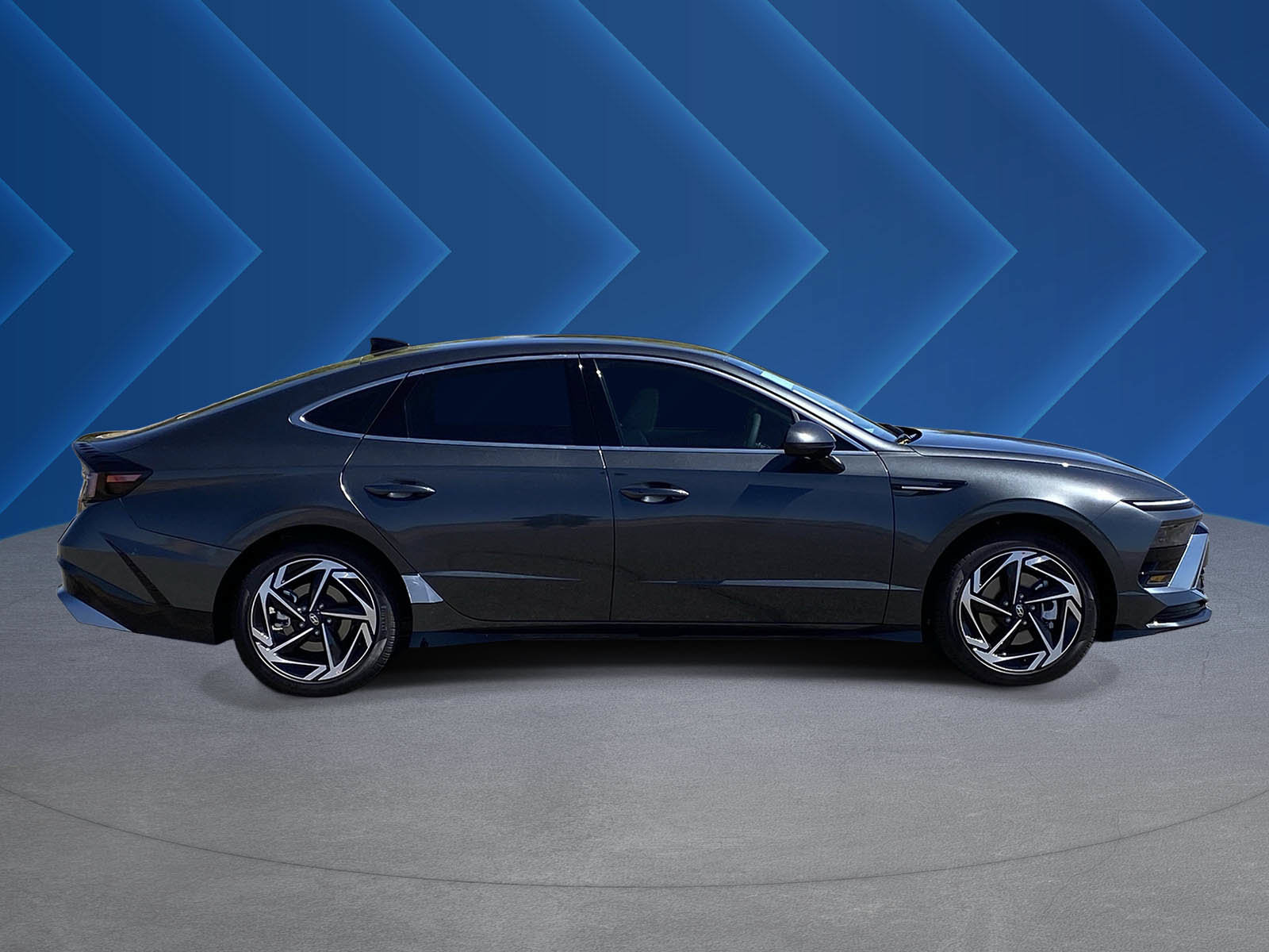 New 2026 Hyundai Sonata SEL FWD image 2