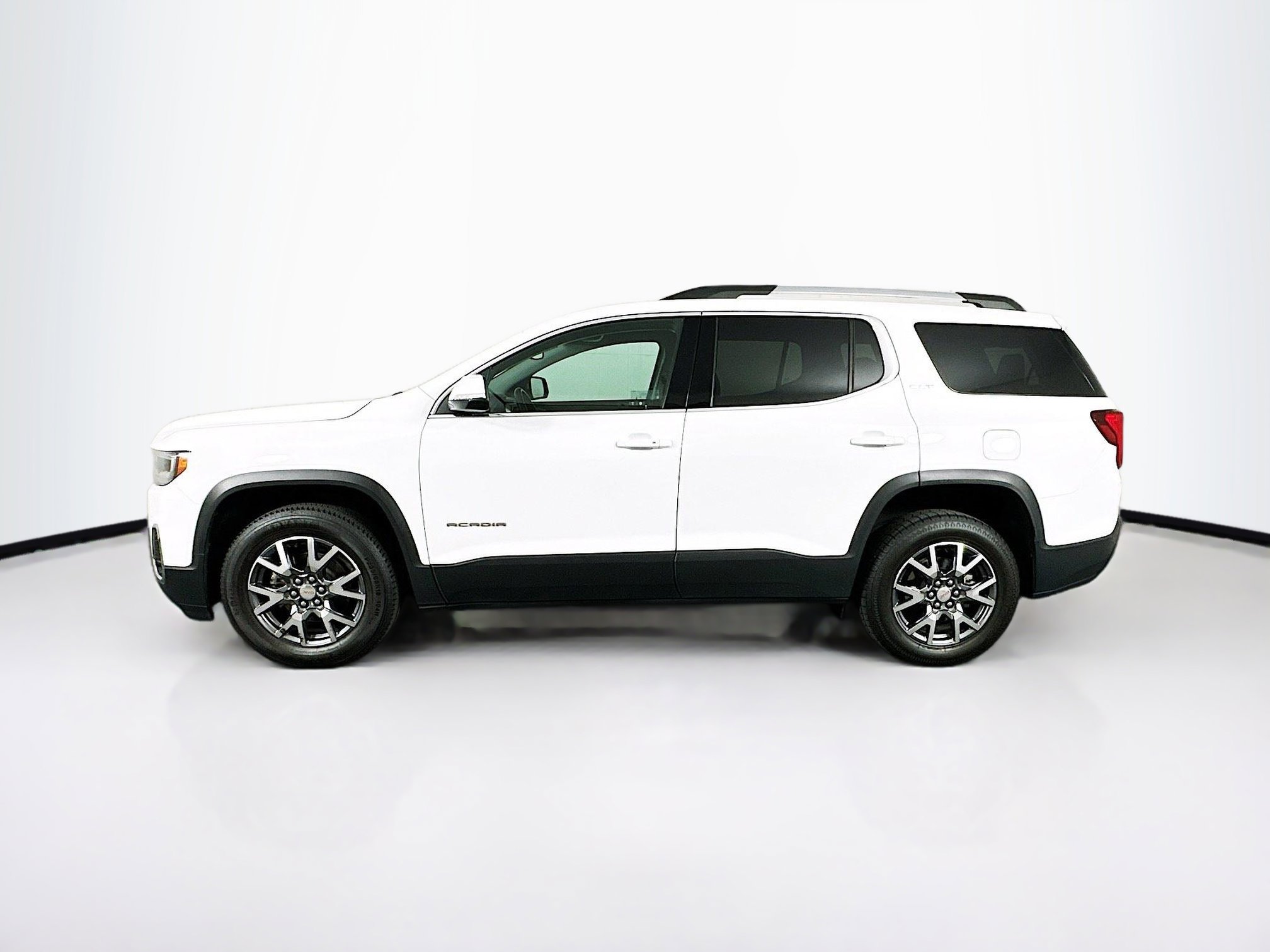 Used 2023 GMC Acadia SLT image 4