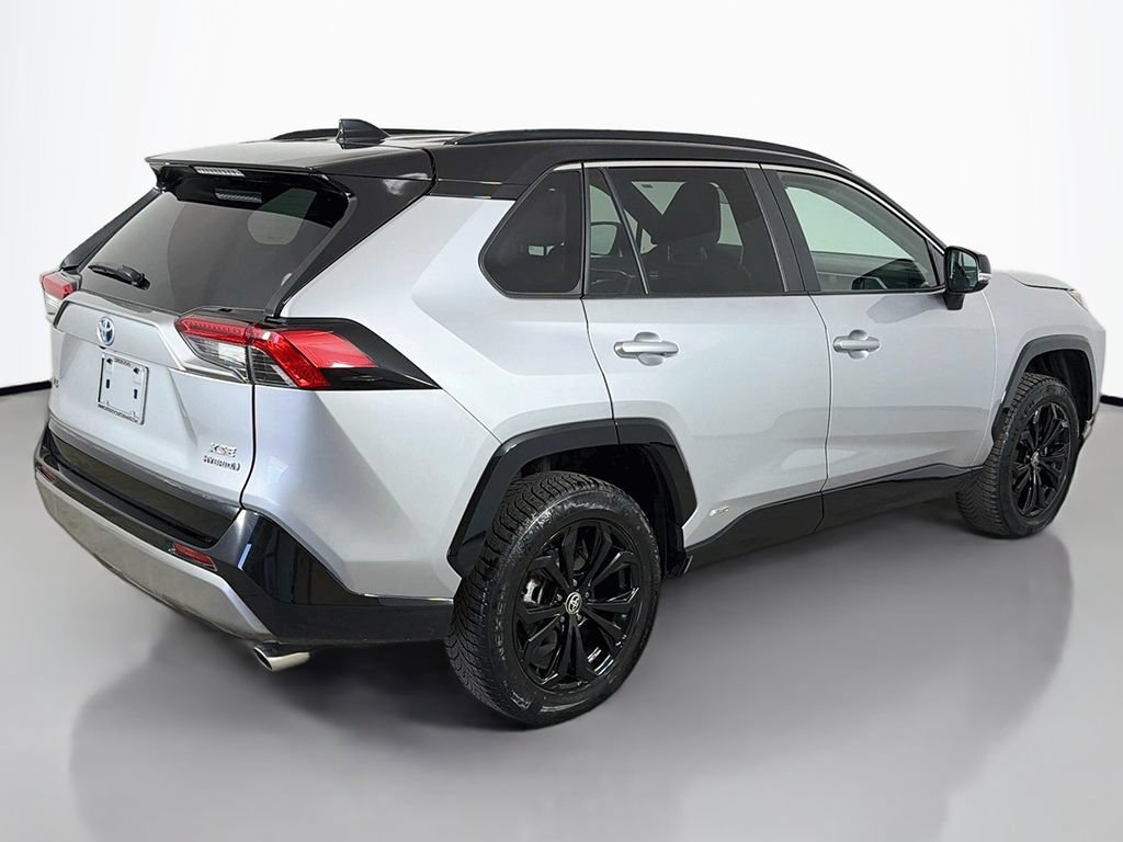 Used 2022 Toyota RAV4 XSE w/ XSE Grade Weather Package AWD/4WD image 13