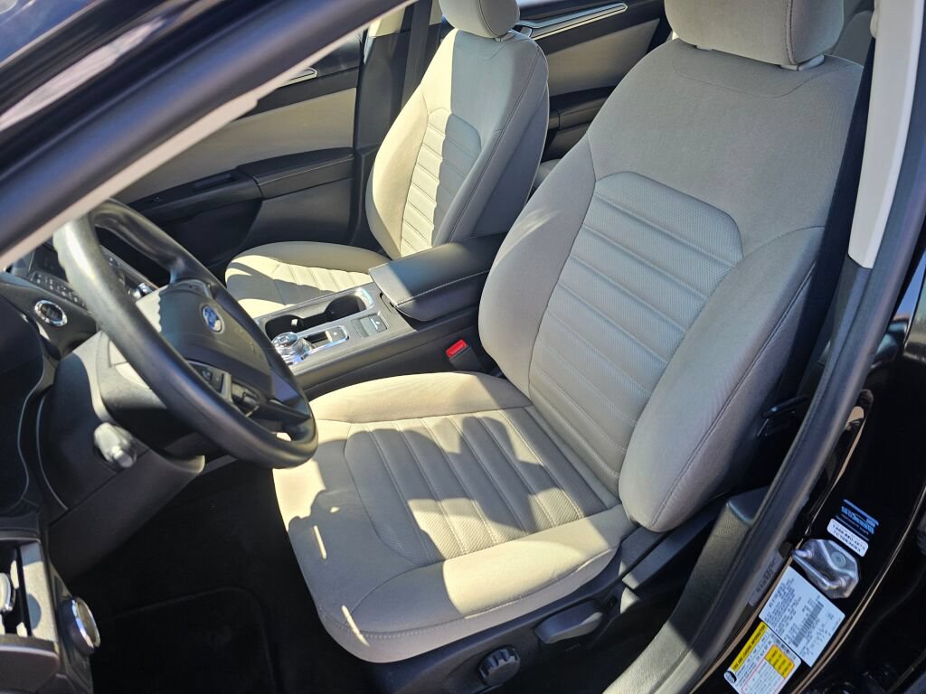 Used 2019 Ford Fusion S FWD image 20