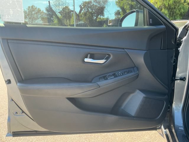 Used 2023 Nissan Sentra SV w/ All-Weather Package FWD image 10