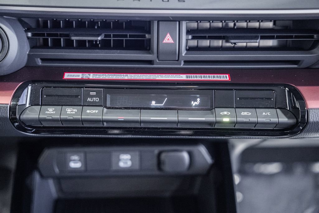 Used 2024 Toyota Prius Prime SE image 20