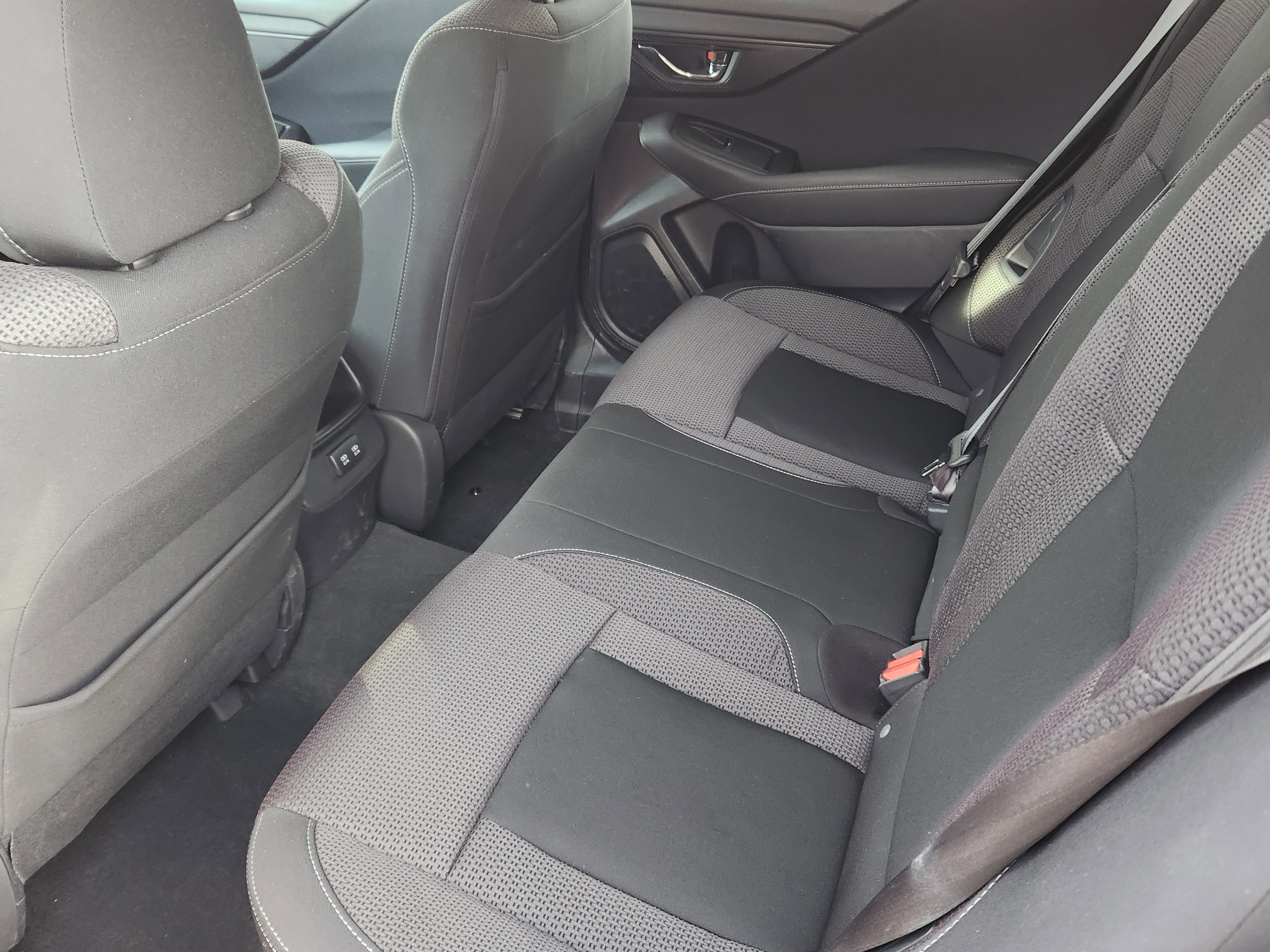 Used 2020 Subaru Outback Premium image 15