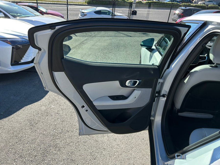 Used 2023 Polestar Polestar 2 w/ Pilot Pack image 52