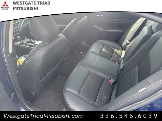 Used 2021 Nissan Altima 2.5 SR w/ SR Premium Package FWD image 7