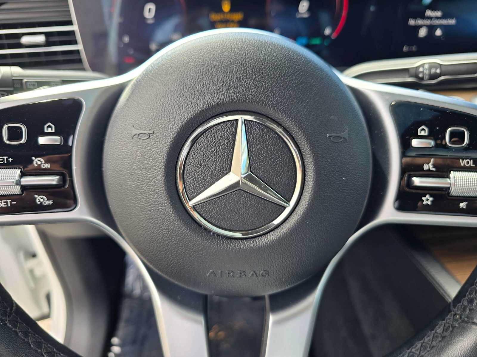 Used 2020 Mercedes-Benz GLE 580 4MATIC image 23