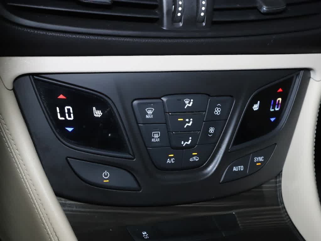 Used 2020 Buick Envision Preferred AWD/4WD image 28