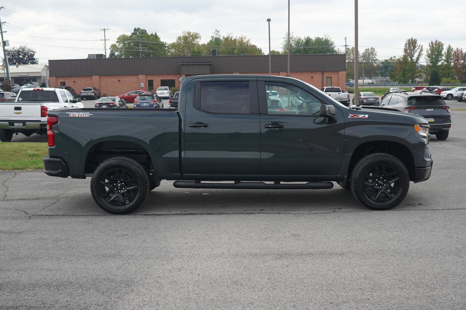 New 2026 Chevrolet Silverado 1500 LT Trail Boss w/ Convenience Package II image 2