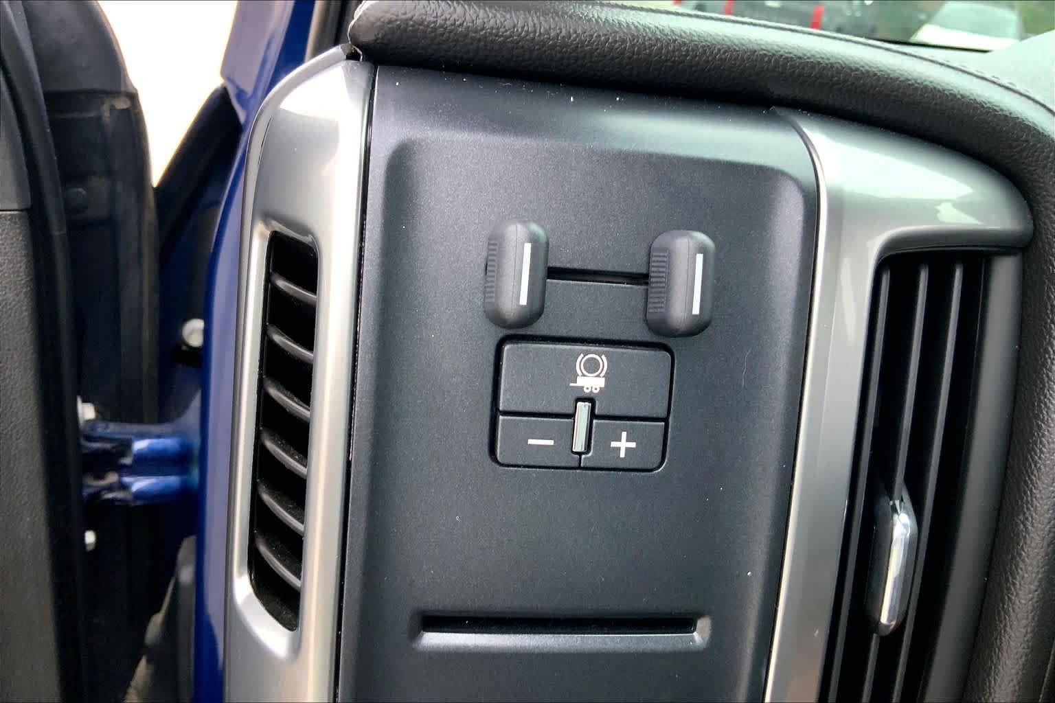 Used 2014 Chevrolet Silverado 1500 LTZ w/ Texas Edition, 1LZ Trim RWD image 33
