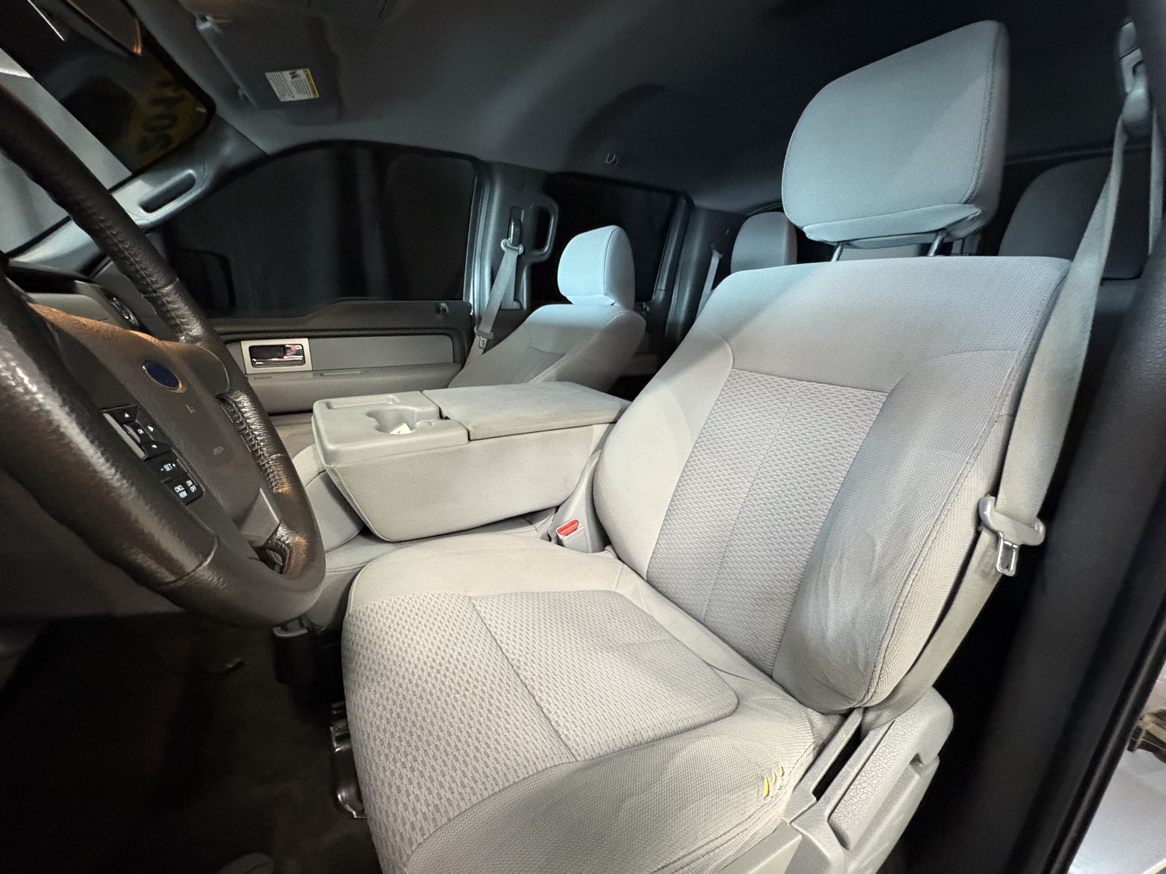 Used 2011 Ford F150 XLT w/ XLT Chrome Pkg RWD image 8