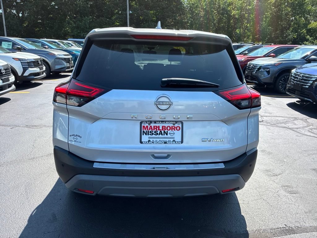 Certified 2022 Nissan Rogue SV AWD/4WD image 6