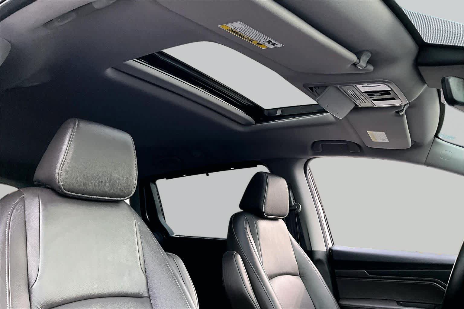 Used 2024 Honda Odyssey EX-L image 14