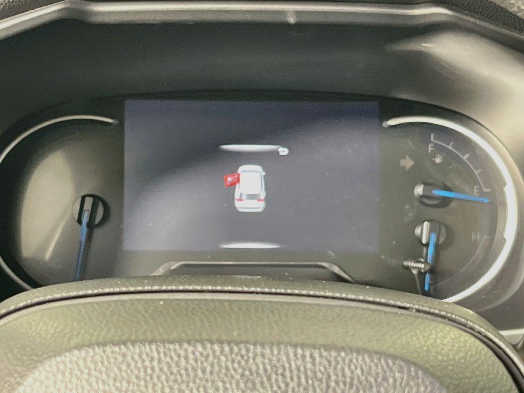 Used 2024 Toyota RAV4 XLE AWD/4WD image 19